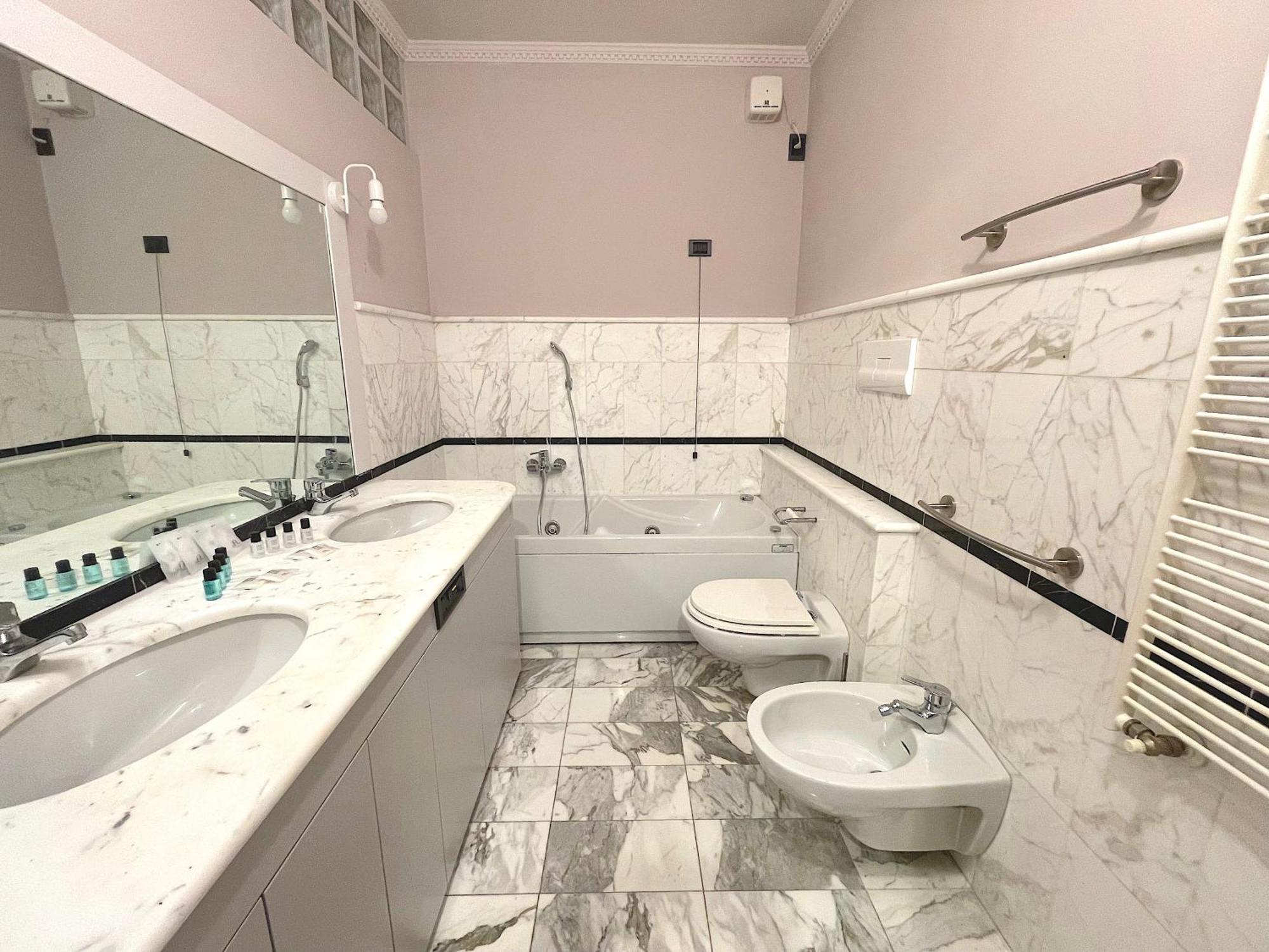 Best View Boutique Apartments Μπέργκαμο Εξωτερικό φωτογραφία